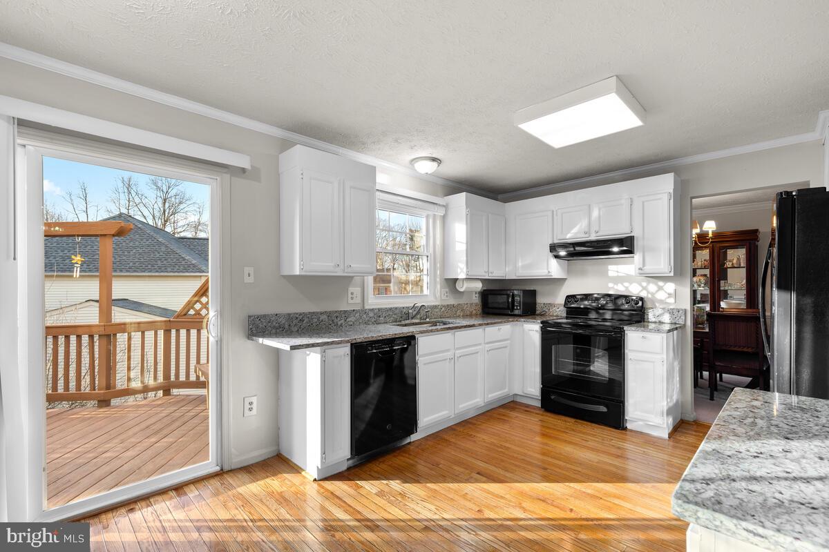 9580 Kings Grant Road Laurel, MD 20723 - Photo 2 of 49 Gallery Image 2