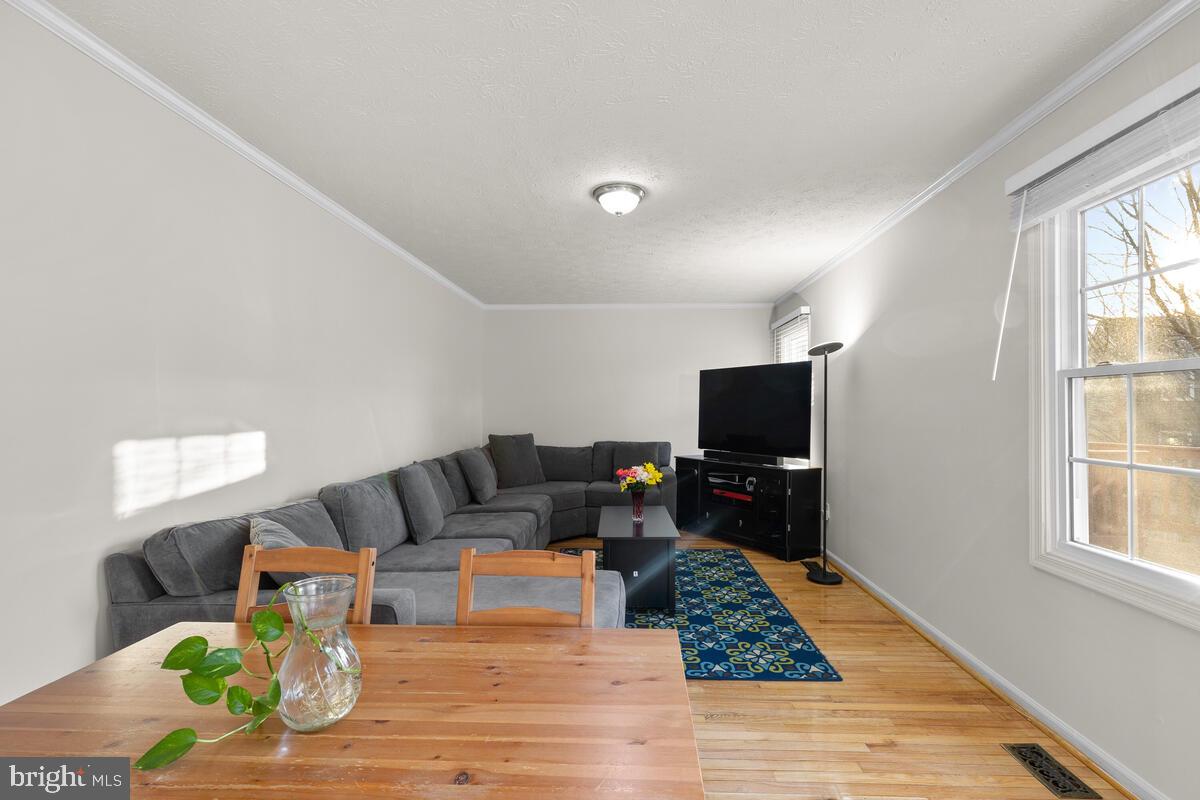 9580 Kings Grant Road Laurel, MD 20723 - Photo 13 of 49 Gallery Image 13