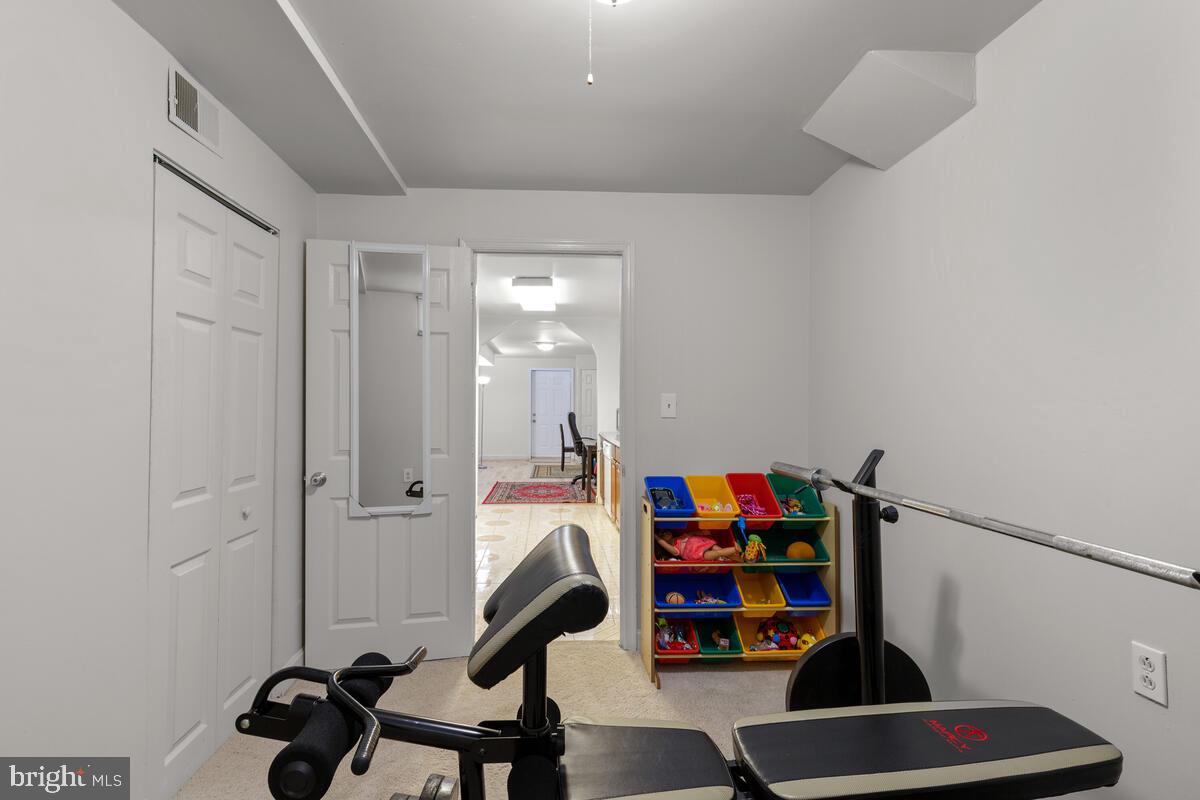 9580 Kings Grant Road Laurel, MD 20723 - Photo 35 of 49 Gallery Image 35