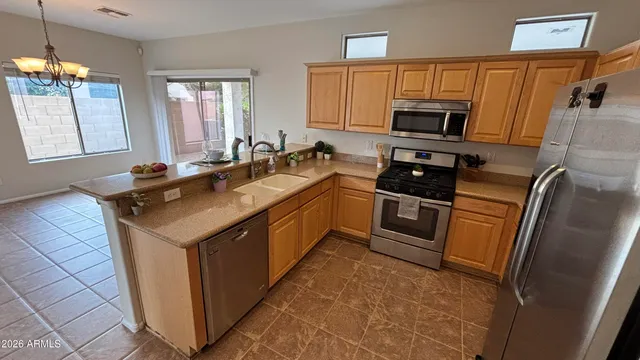 $3,395 | 16718 North 50th Way, Scottsdale, AZ 85254