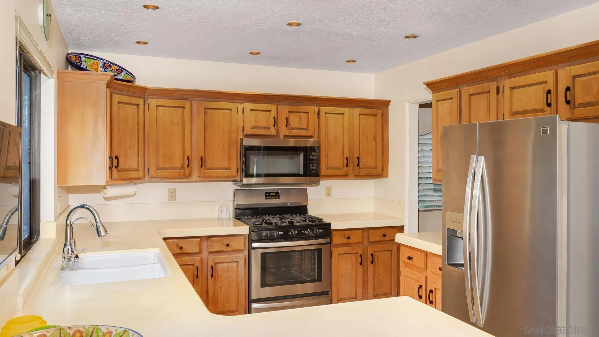 1129 Destree Road Escondido, CA 92027 - Photo 6 of 34 Gallery Image 6