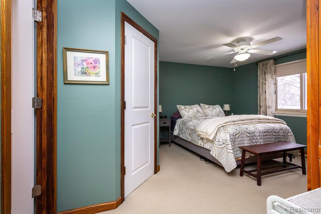 573 Lockmoore Court Rochester Hills, MI 48307 - Photo 18 of 59