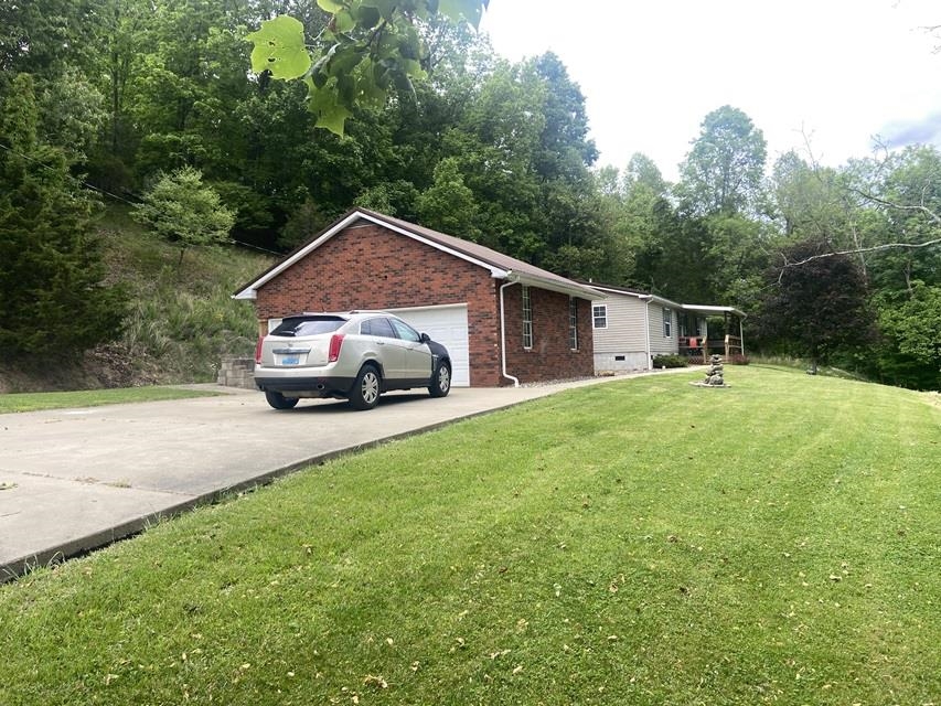 8409 Alley Branch Road Catlettsburg, KY 41129 - Photo 2 of 22