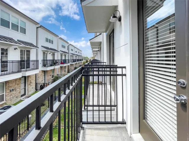 $3,000 | 1276 North Post Oak Road, Unit B, Houston, TX 77055