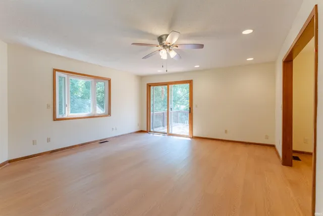 $1,800 | 6800 Oakmont Court, Newburgh, IN 47630