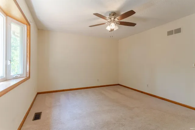 $1,800 | 6800 Oakmont Court, Newburgh, IN 47630