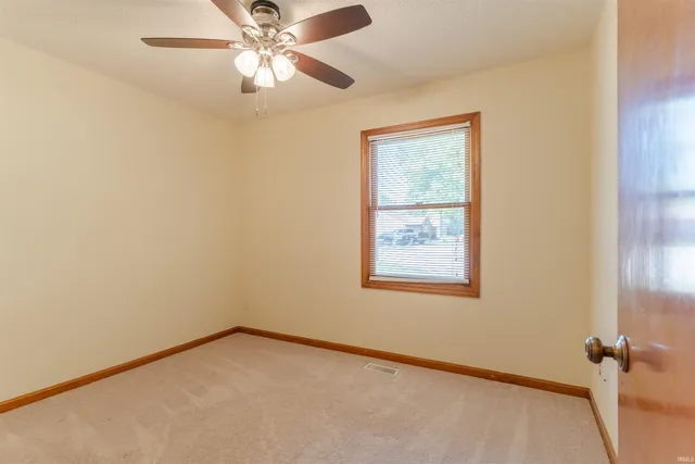 $1,800 | 6800 Oakmont Court, Newburgh, IN 47630