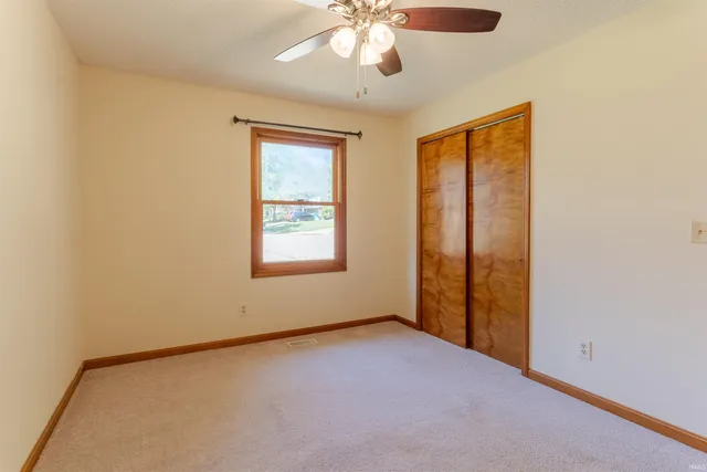 $1,800 | 6800 Oakmont Court, Newburgh, IN 47630