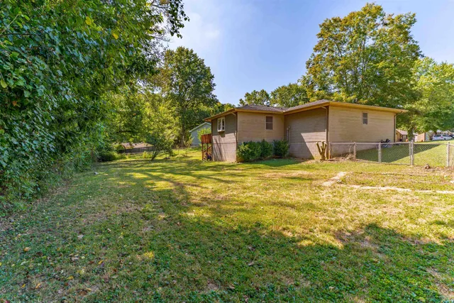 $1,800 | 6800 Oakmont Court, Newburgh, IN 47630