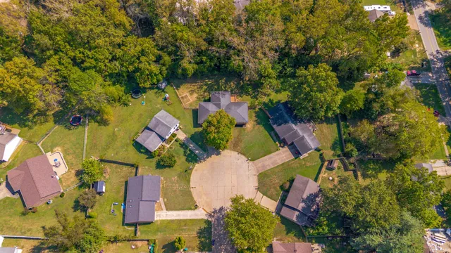 $1,800 | 6800 Oakmont Court, Newburgh, IN 47630