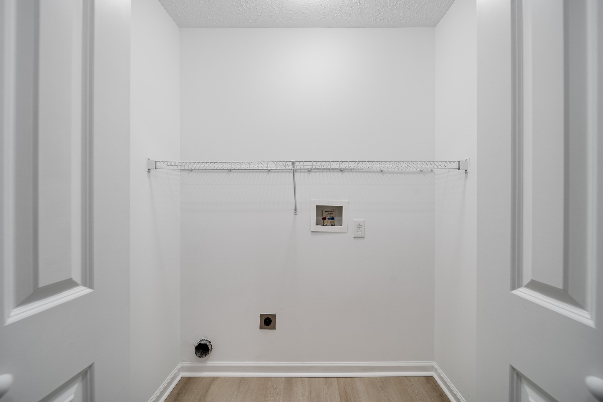 630 Berry Circle Springfield, TN 37172 - Photo 28 of 46 a view of a small space