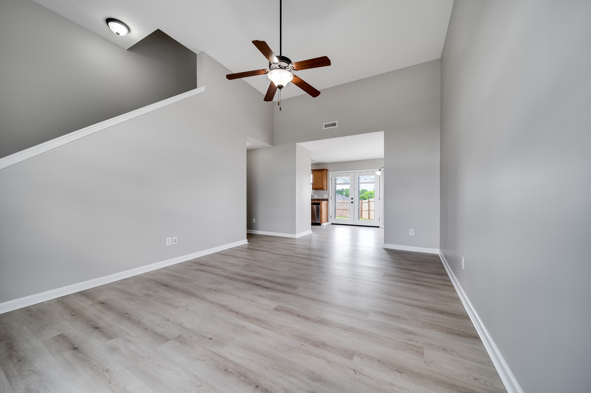 630 Berry Circle Springfield, TN 37172 - Photo 4 of 46 a view of empty room with wooden floor