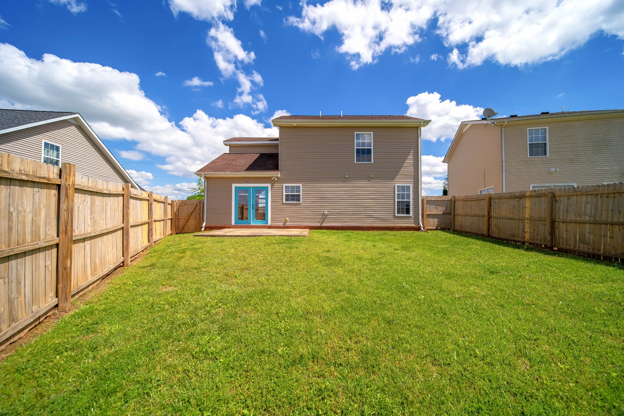 630 Berry Circle Springfield, TN 37172 - Photo 43 of 46 a view of a house with a backyard