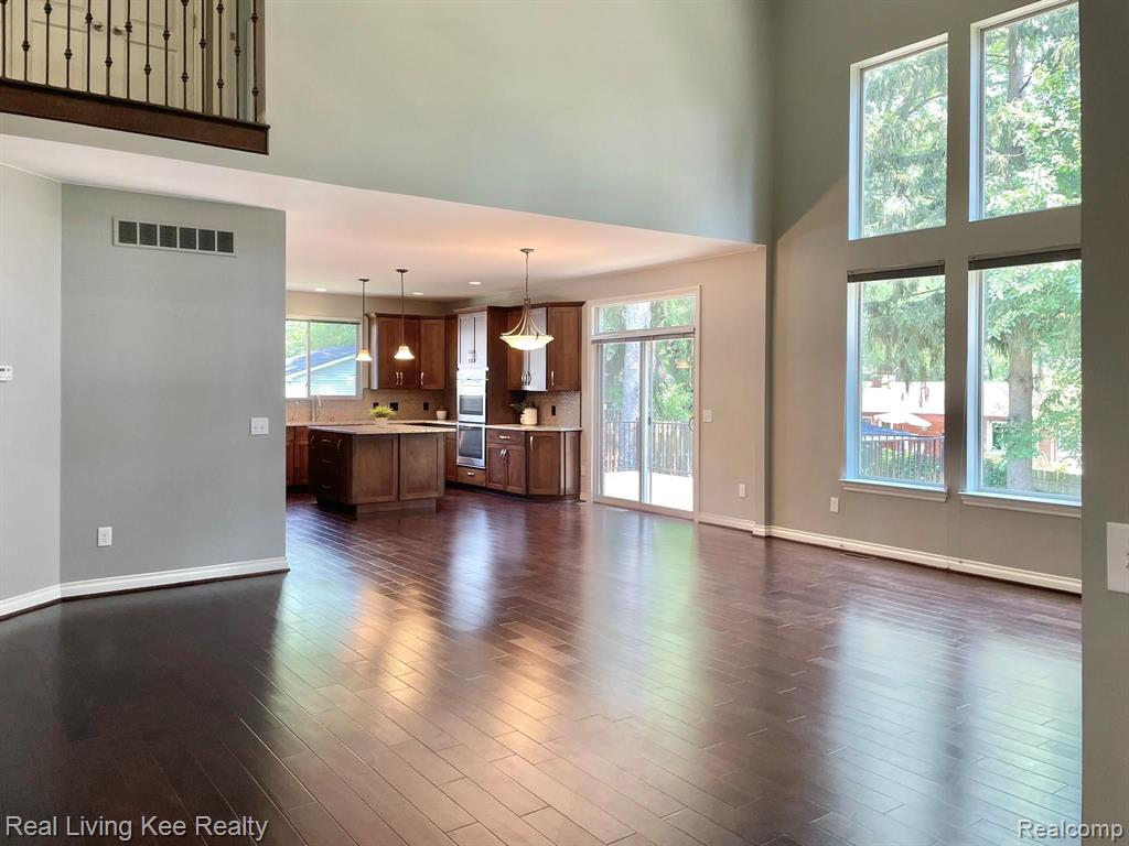 557 Curzon Road Rochester Hills, MI 48307 - Photo 10 of 66