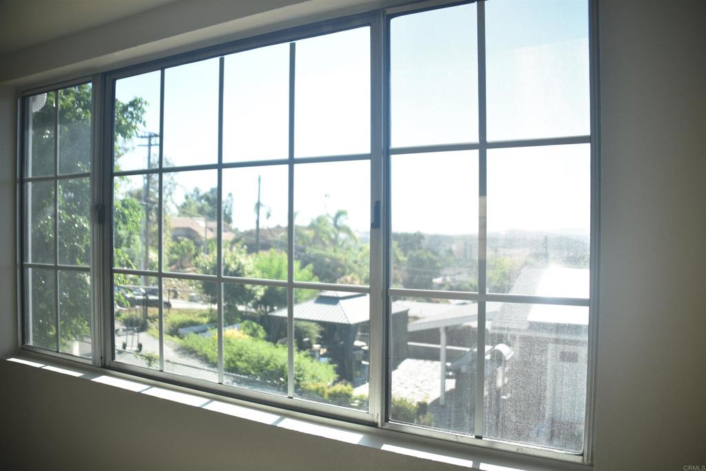 604 Porter Street Fallbrook, CA 92028 - Photo 9 of 31 Gallery Image 9