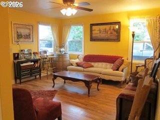 5593 B Street Springfield, OR 97478 - Photo 18 of 19