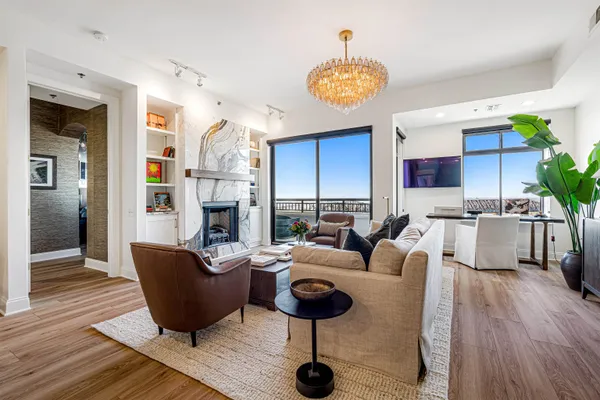 $609,000 | 717 Riverside Drive, Unit 1205, Memphis, TN 38103
