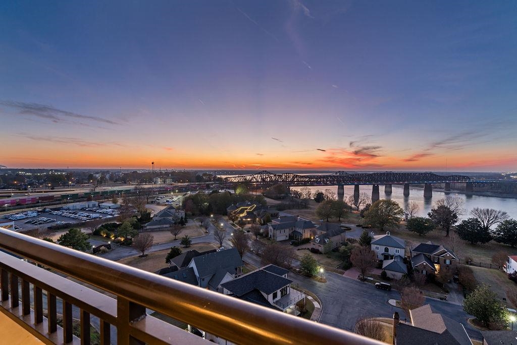 717 Riverside Drive, Unit 1205 Memphis, TN 38103 - Photo 25 of 33 Balcony with a water view and a residential view