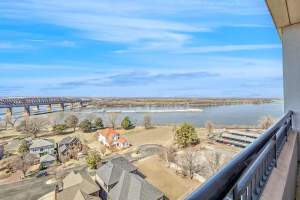 $609,000 | 717 Riverside Drive, Unit 1205, Memphis, TN 38103