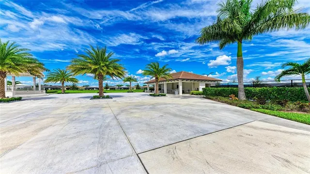 $582,990 | 18123 Cresswind Terrace, Lakewood Ranch, FL 34211