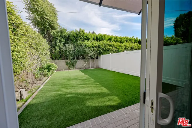 $3,500 | 4424 Noble Avenue, Sherman Oaks, CA 91403