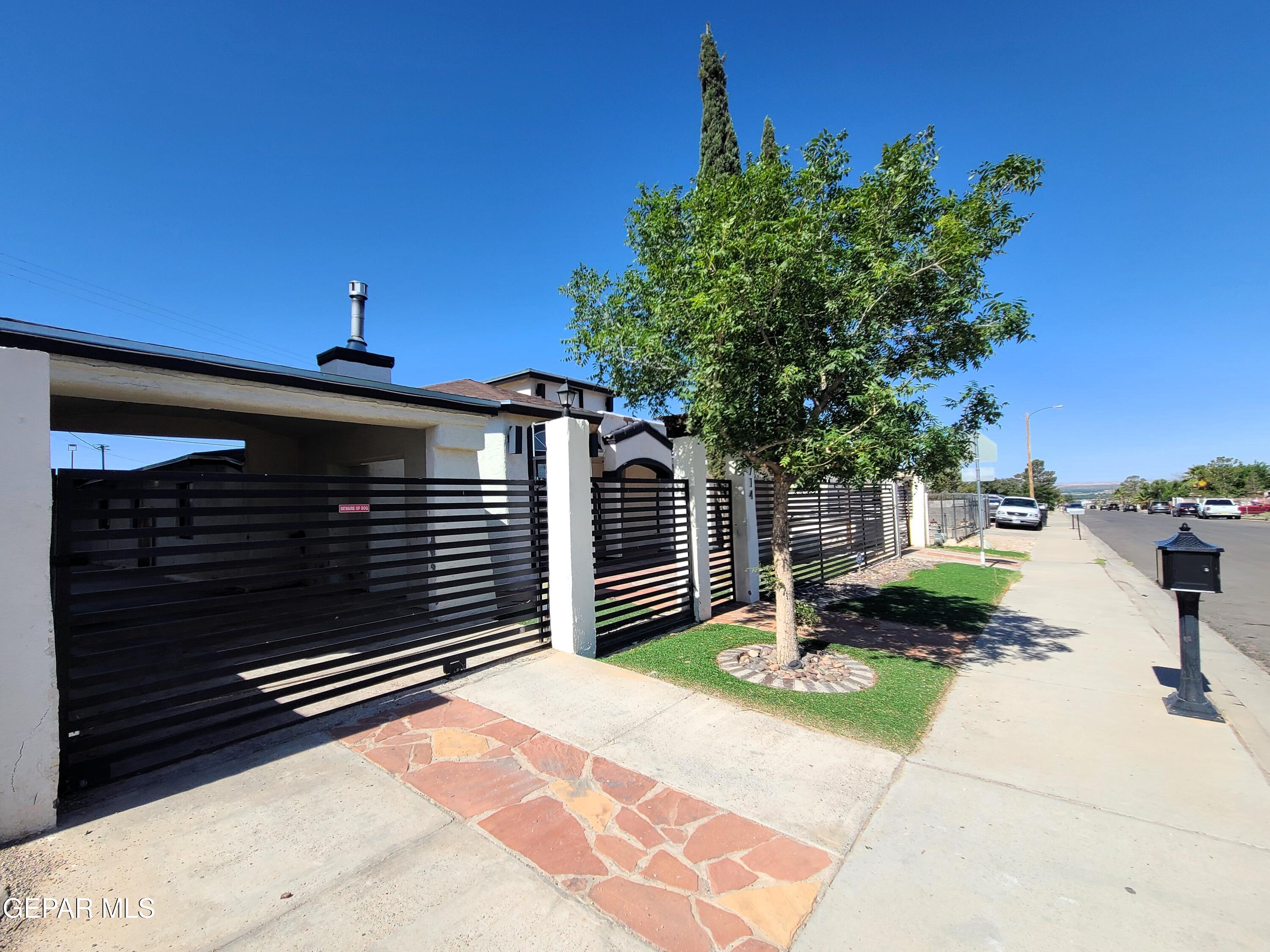 1714 Banker Road Canutillo, TX 79835 - Photo 2 of 78 Motorized Gate