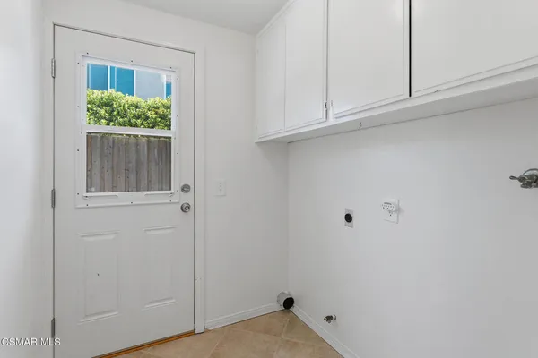 $4,650 | 1239 Honeysuckle Court, Thousand Oaks, CA 91360