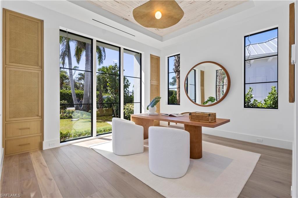 745 Pectin Road Naples, FL 34102 - Photo 13 of 36