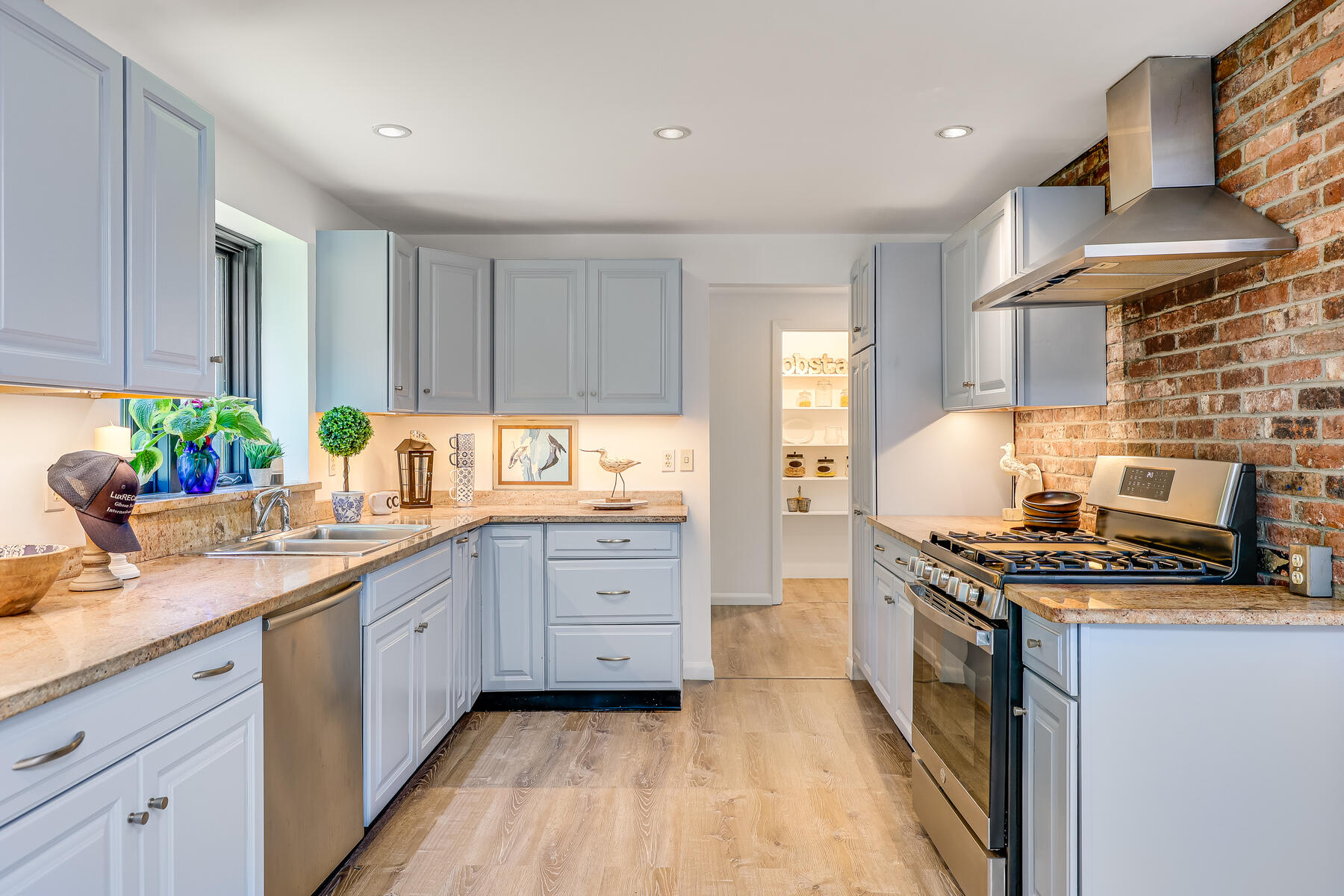 23 Hidden Valley Road Orleans, MA 02653 - Photo 16 of 49 Kitchen