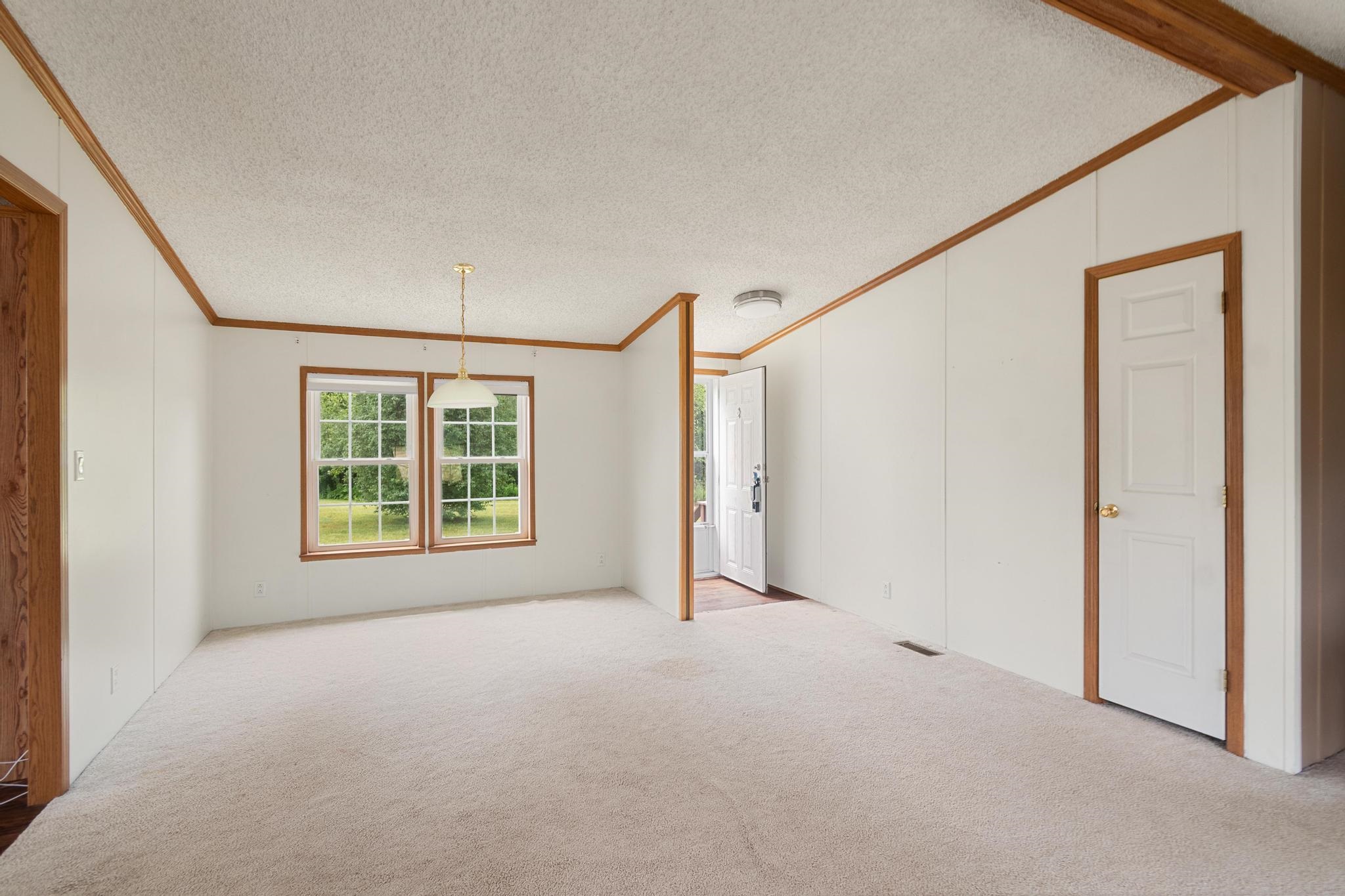 425 Mountain View Road Williston, VT 05495 - Photo 19 of 46 Gallery Image 19