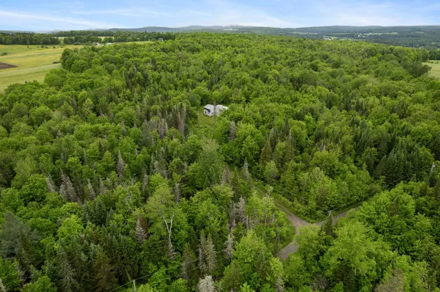 $149,000 | 1817 Hopkins Hill Road, Hardwick, VT 05843