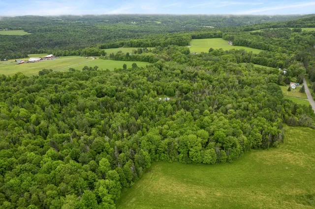 $149,000 | 1817 Hopkins Hill Road, Hardwick, VT 05843