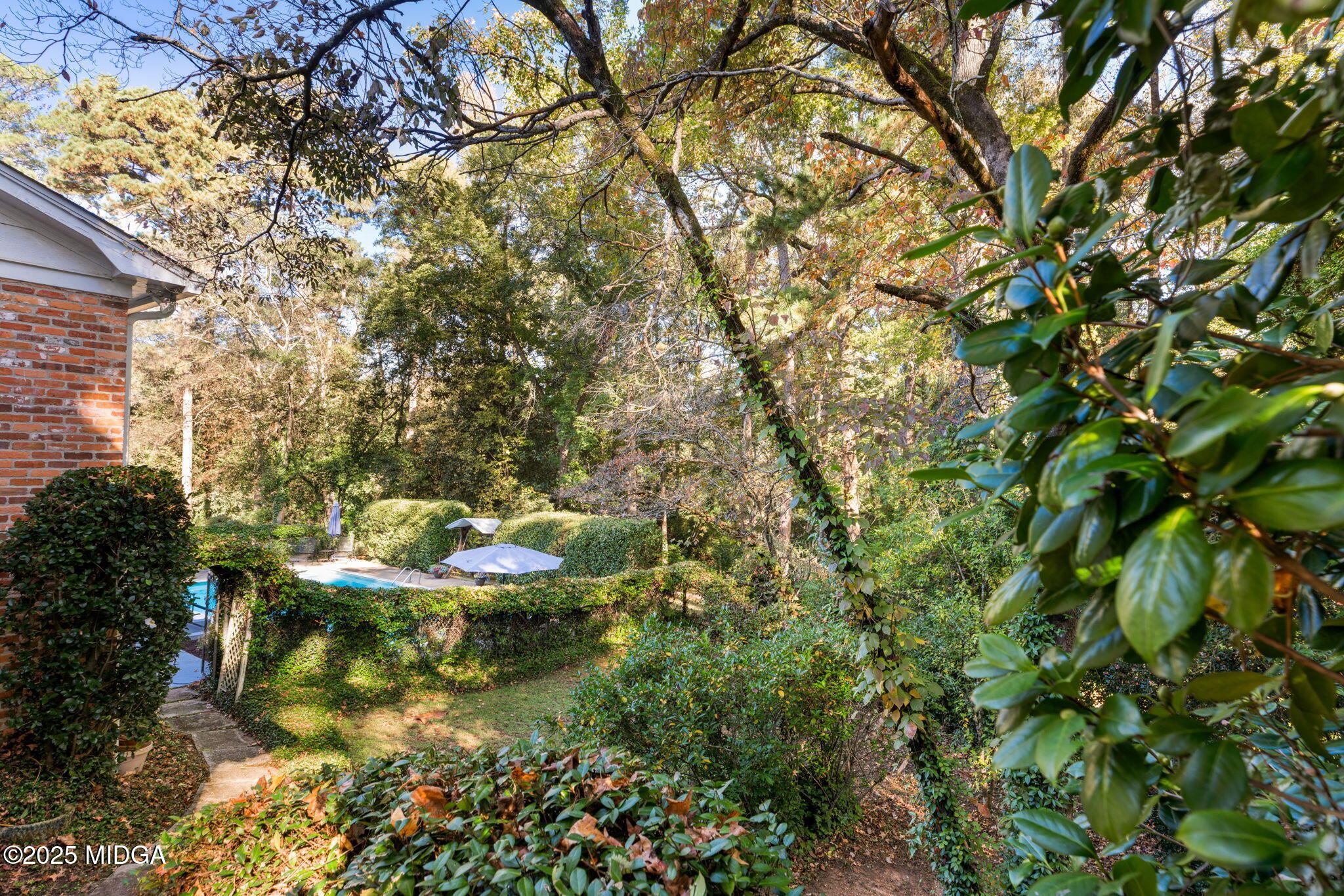 4939 Guerry Drive Macon, GA 31210 - Photo 35 of 37 4-web-or-mls-210823_Abell_Visuals_Signat