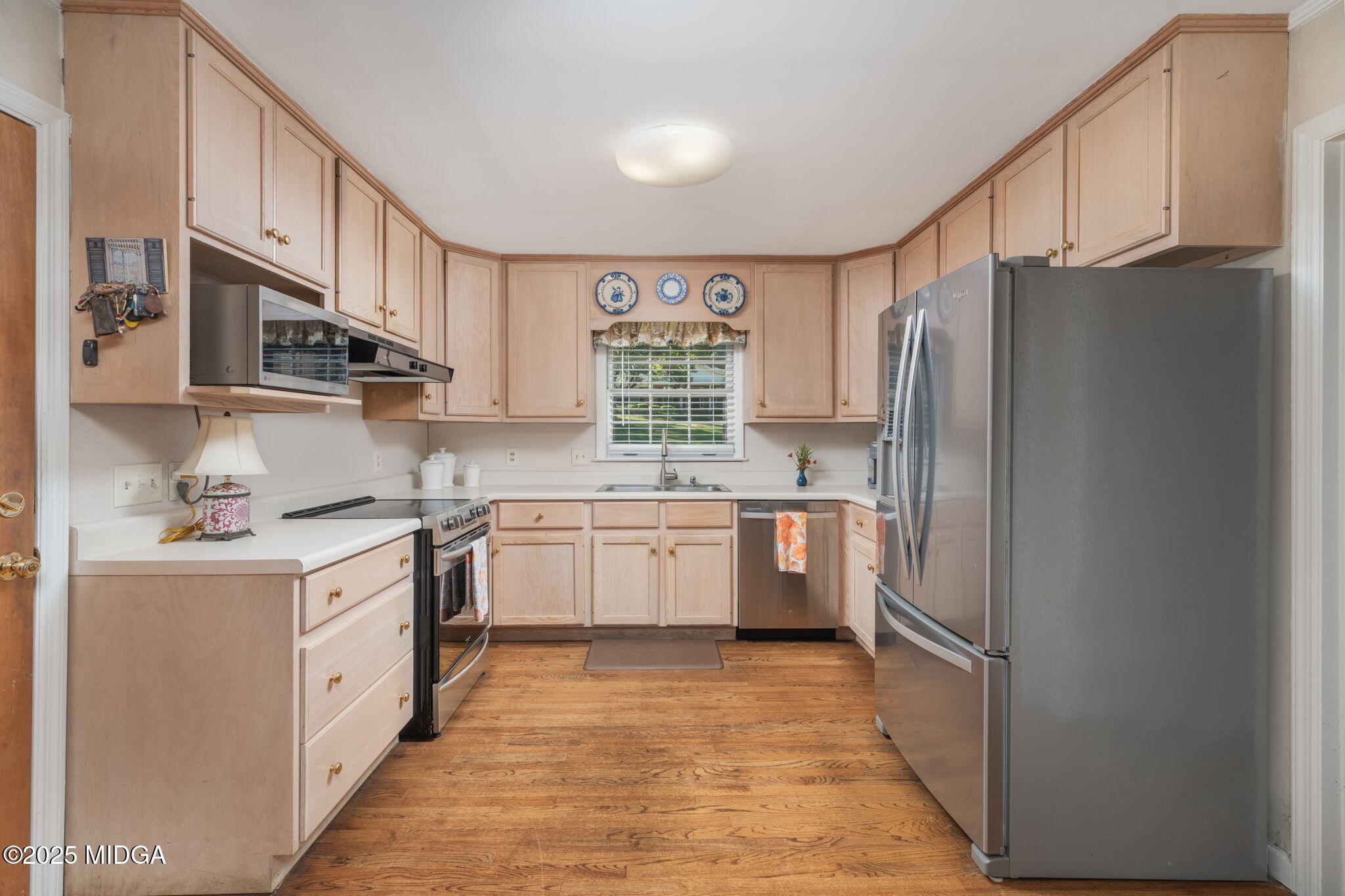 4939 Guerry Drive Macon, GA 31210 - Photo 9 of 37 21-web-or-mls-210823_Abell_Visuals_Signa