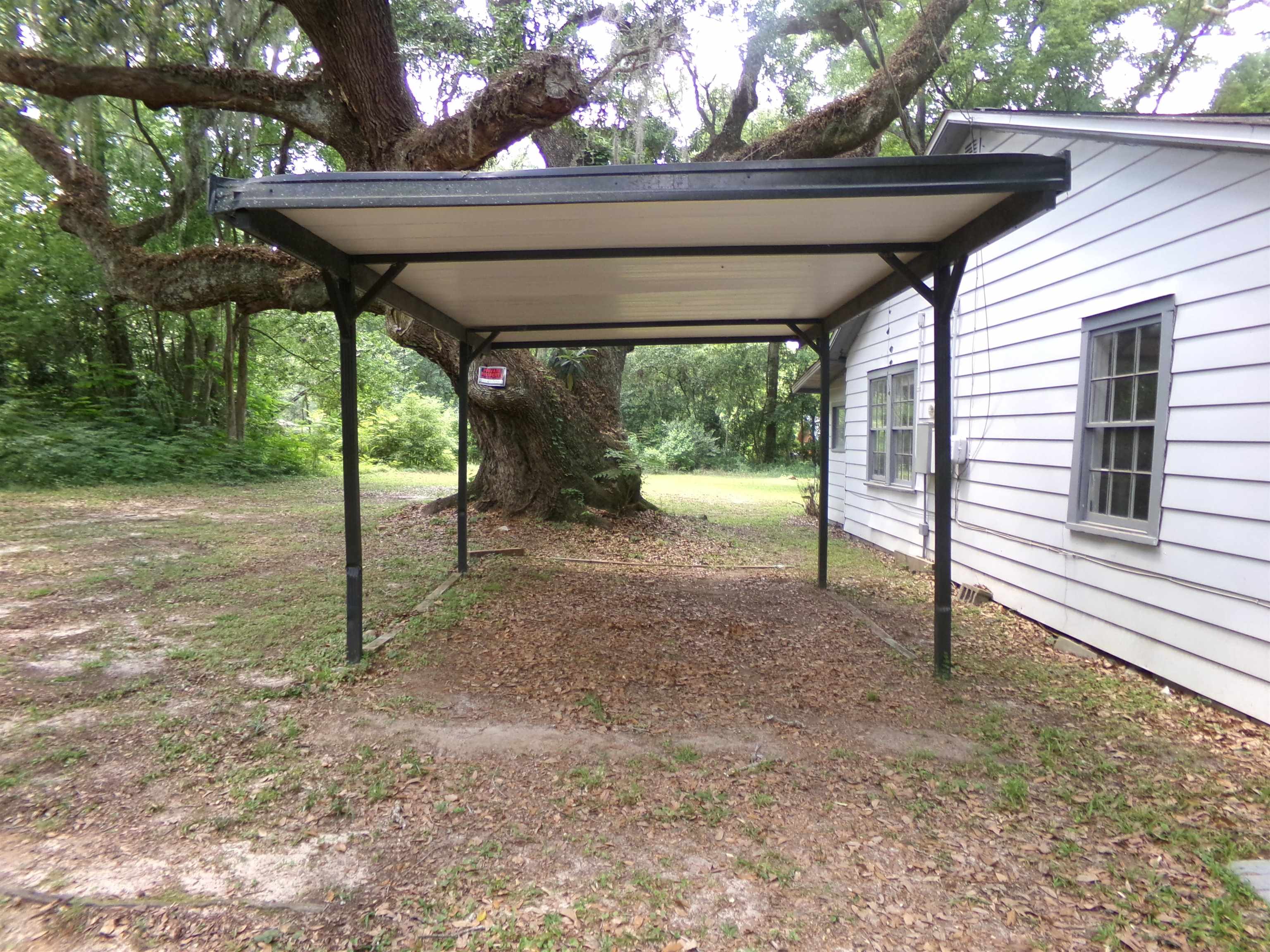 3208 Livingston Road Tallahassee, FL 32303 - Photo 8 of 32 Gallery Image 8