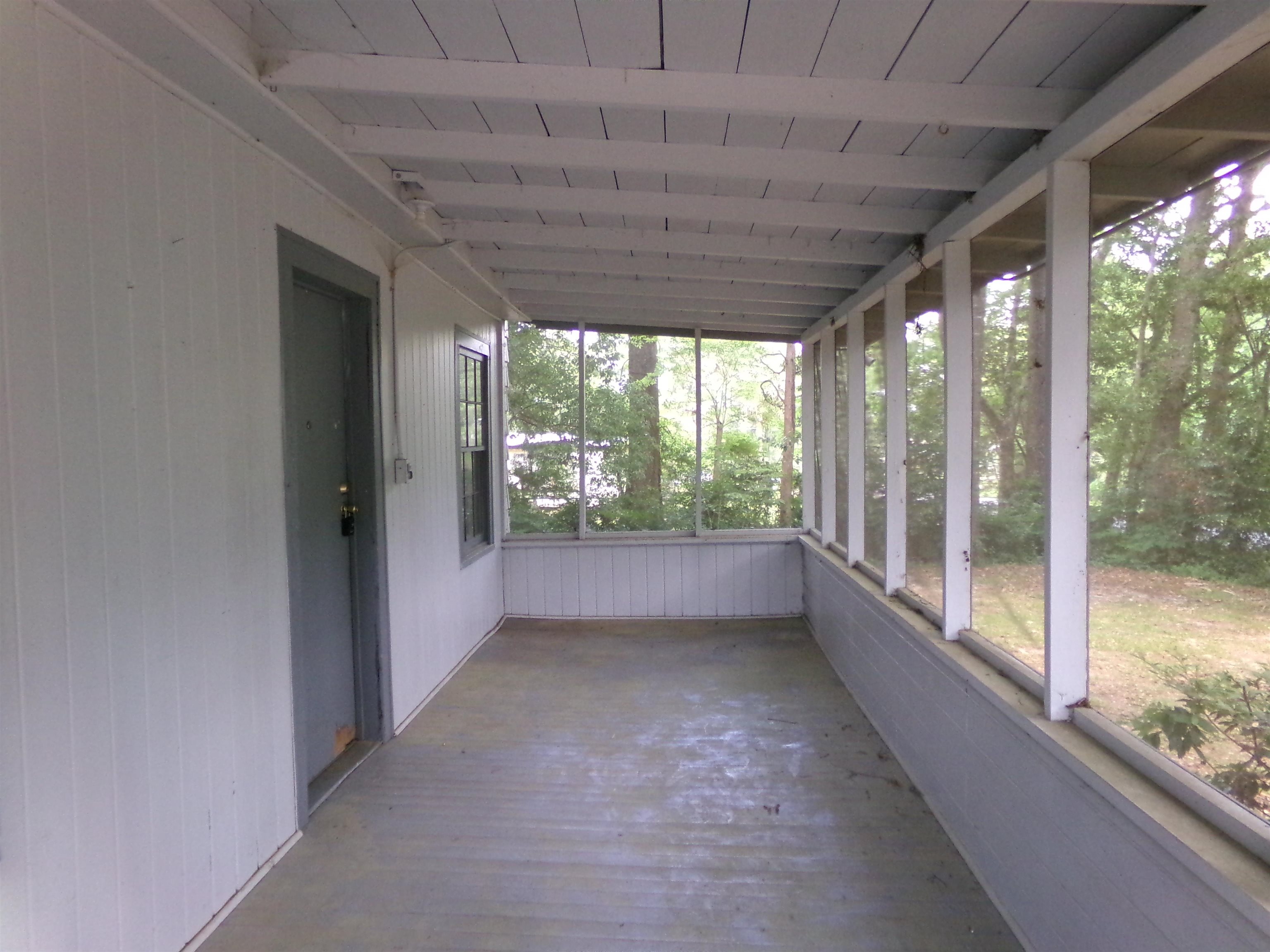 3208 Livingston Road Tallahassee, FL 32303 - Photo 9 of 32 Gallery Image 9
