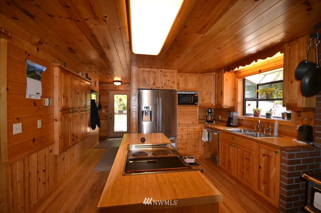 3272 Beaver Valley Road Port Ludlow, WA 98365 - Photo 12 of 19