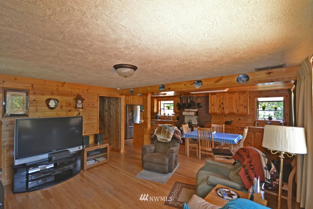 3272 Beaver Valley Road Port Ludlow, WA 98365 - Photo 10 of 19