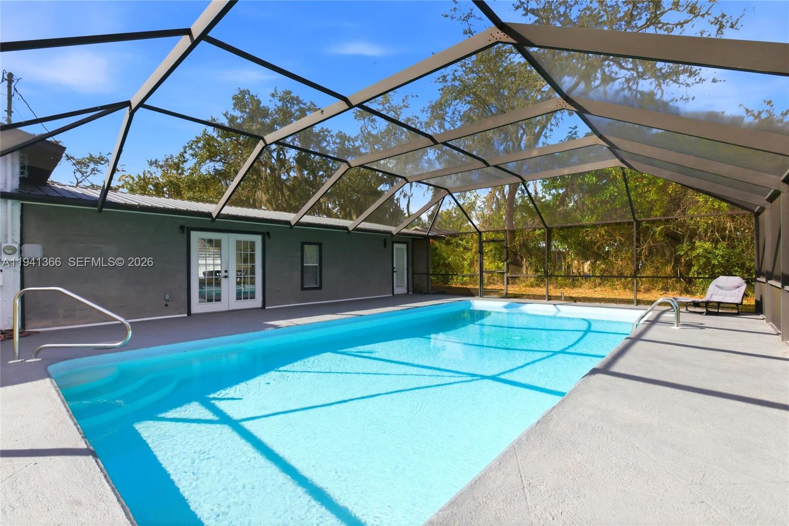2124 Gardenview Road Sebring, FL 33870 - Photo 45 of 54 a view of a house with a backyard