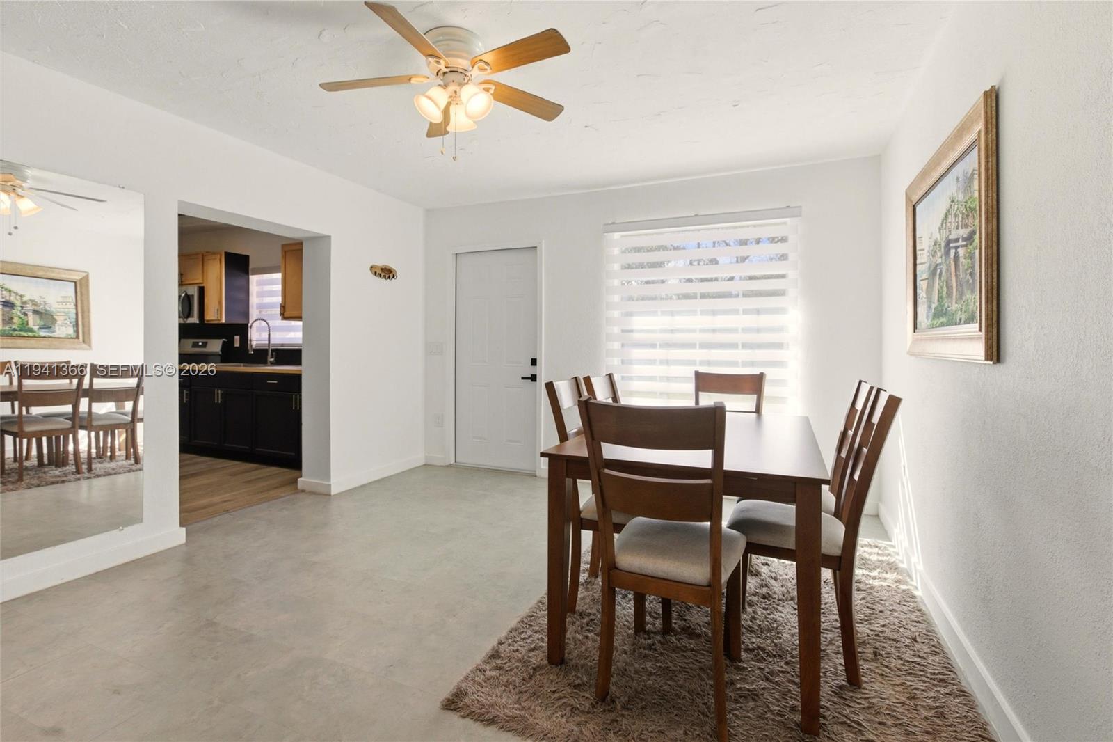 2124 Gardenview Road Sebring, FL 33870 - Photo 8 of 54 a view of a dining room with furniture