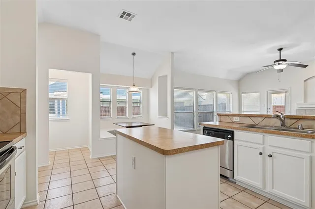 $2,300 | 9937 Tanglebrush Drive, McKinney, TX 75072