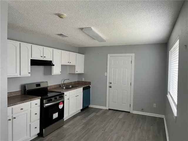 $1,150 | 215 East Genie Street, Chalmette, LA 70043