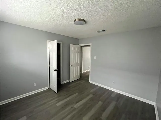 $1,150 | 215 East Genie Street, Chalmette, LA 70043