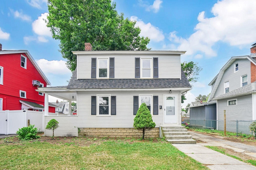 208 Osborne Terrace Springfield, MA 01104 - Photo 1 of 23 Gallery Image 1