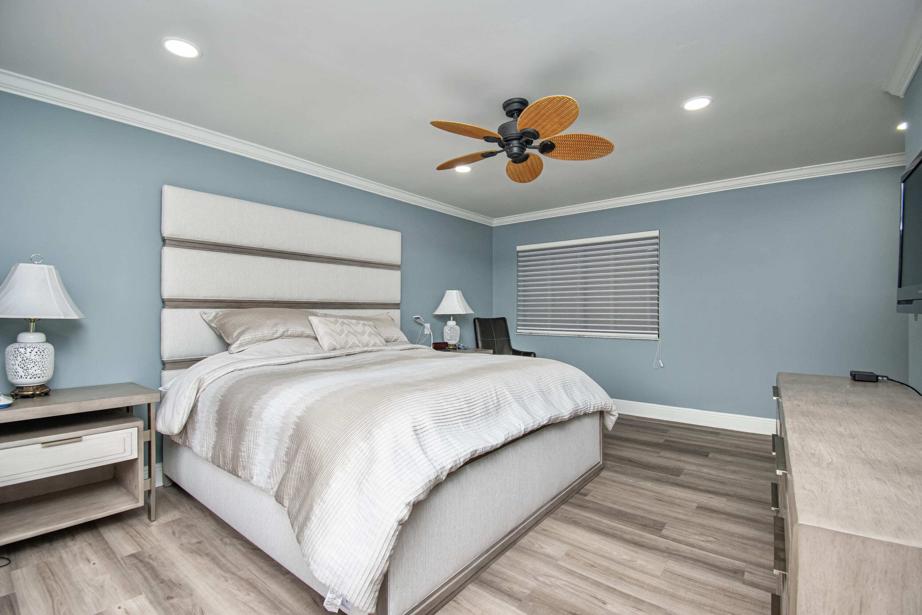 7566 Martinique Boulevard Boca Raton, FL 33433 - Photo 17 of 31 8F2B3543-2916-4FAF-A1C3-DE5B7CC82240