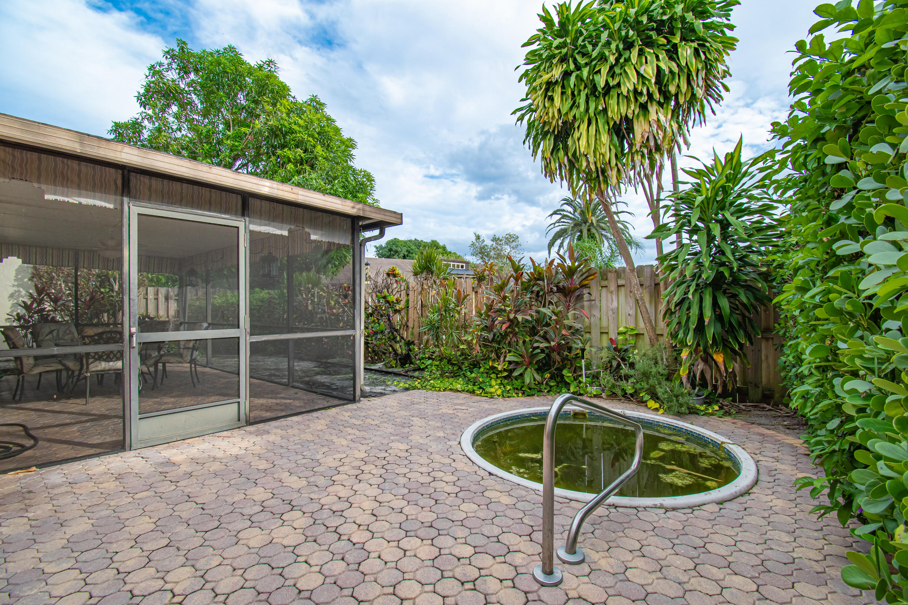 7566 Martinique Boulevard Boca Raton, FL 33433 - Photo 30 of 31 22990A47-9F8D-4168-BAA3-3F3A52B26F07