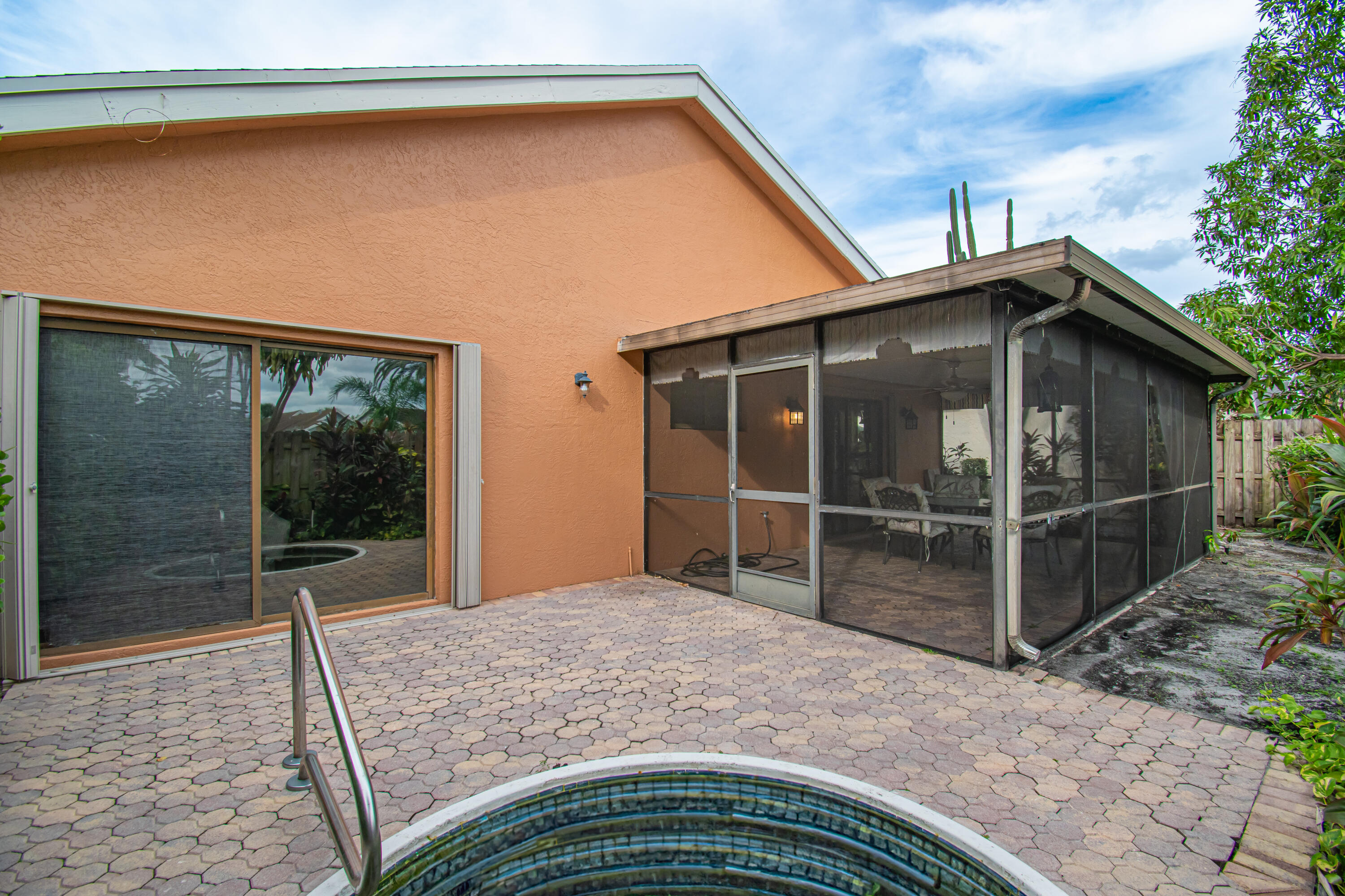 7566 Martinique Boulevard Boca Raton, FL 33433 - Photo 31 of 31 EFD97910-13C5-44D2-A46D-BD5BA57EFAD0