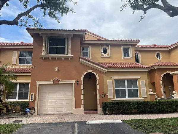$3,200 | 8423 Northwest 138th Terrace, Unit 2804, Miami Lakes, FL 33016