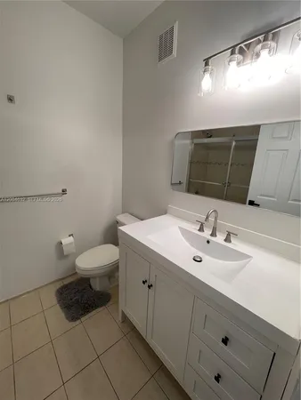 $3,200 | 8423 Northwest 138th Terrace, Unit 2804, Miami Lakes, FL 33016