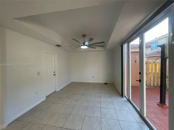 $3,200 | 8423 Northwest 138th Terrace, Unit 2804, Miami Lakes, FL 33016